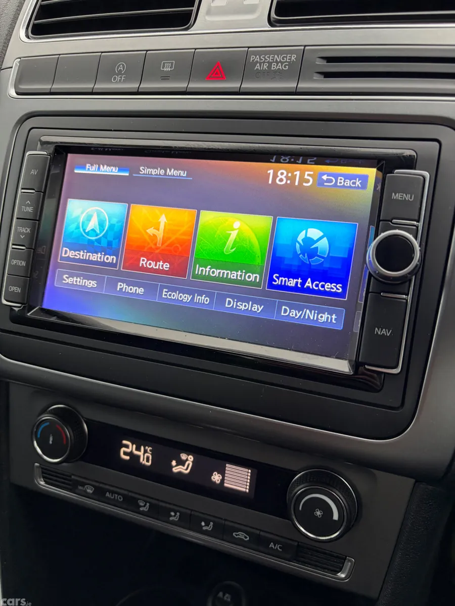 Volkswagen Polo Hatchback, Petrol, 2016, Blue