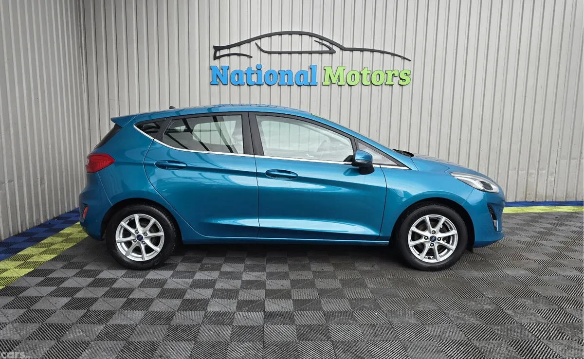 Ford Fiesta Hatchback, Petrol, 2018, Blue