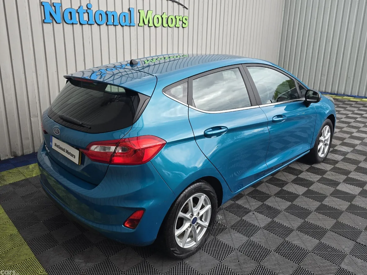 Ford Fiesta Hatchback, Petrol, 2018, Blue