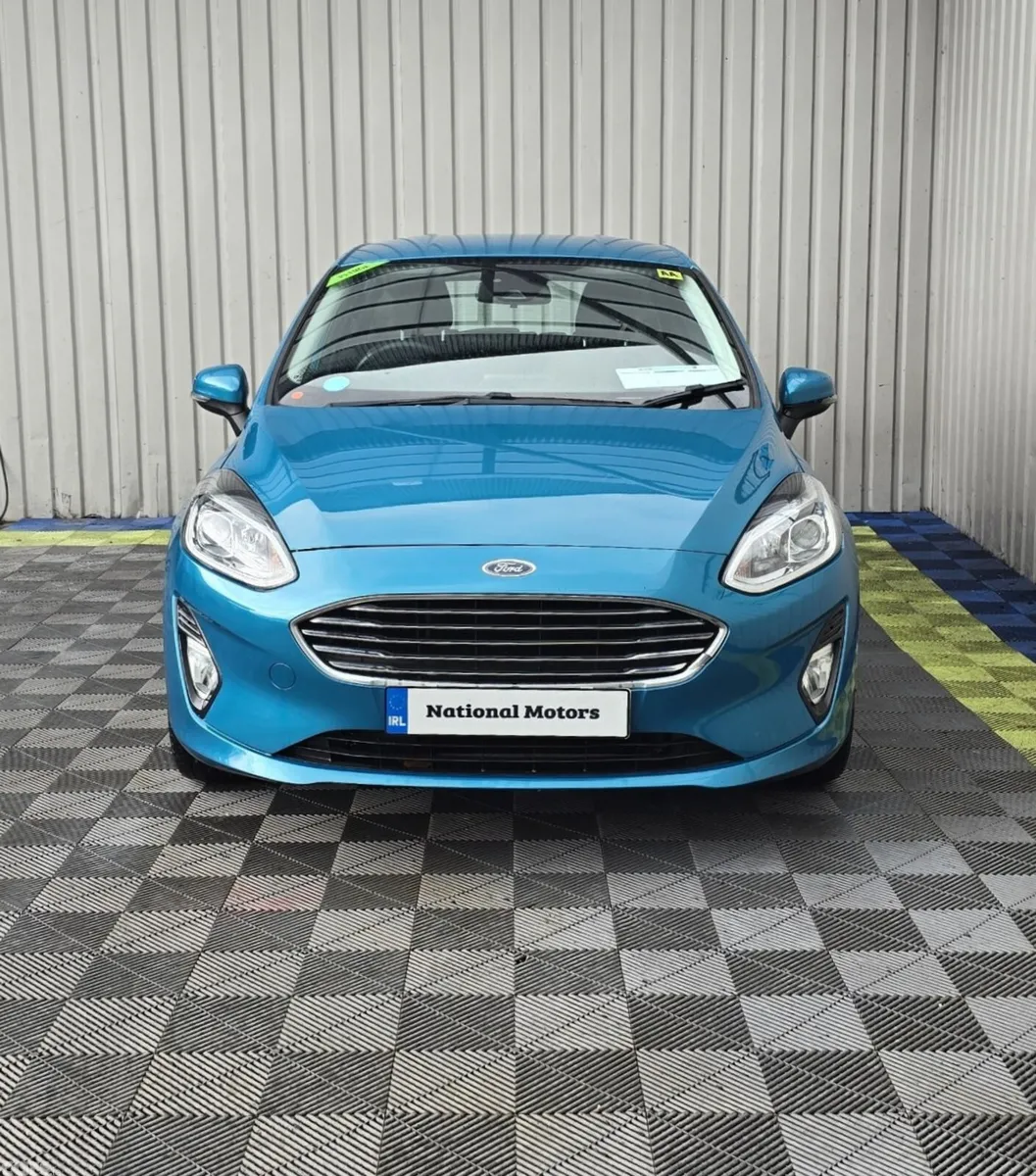 Ford Fiesta Hatchback, Petrol, 2018, Blue