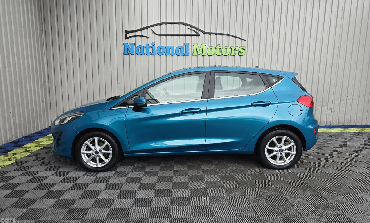 Ford Fiesta Hatchback, Petrol, 2018, Blue