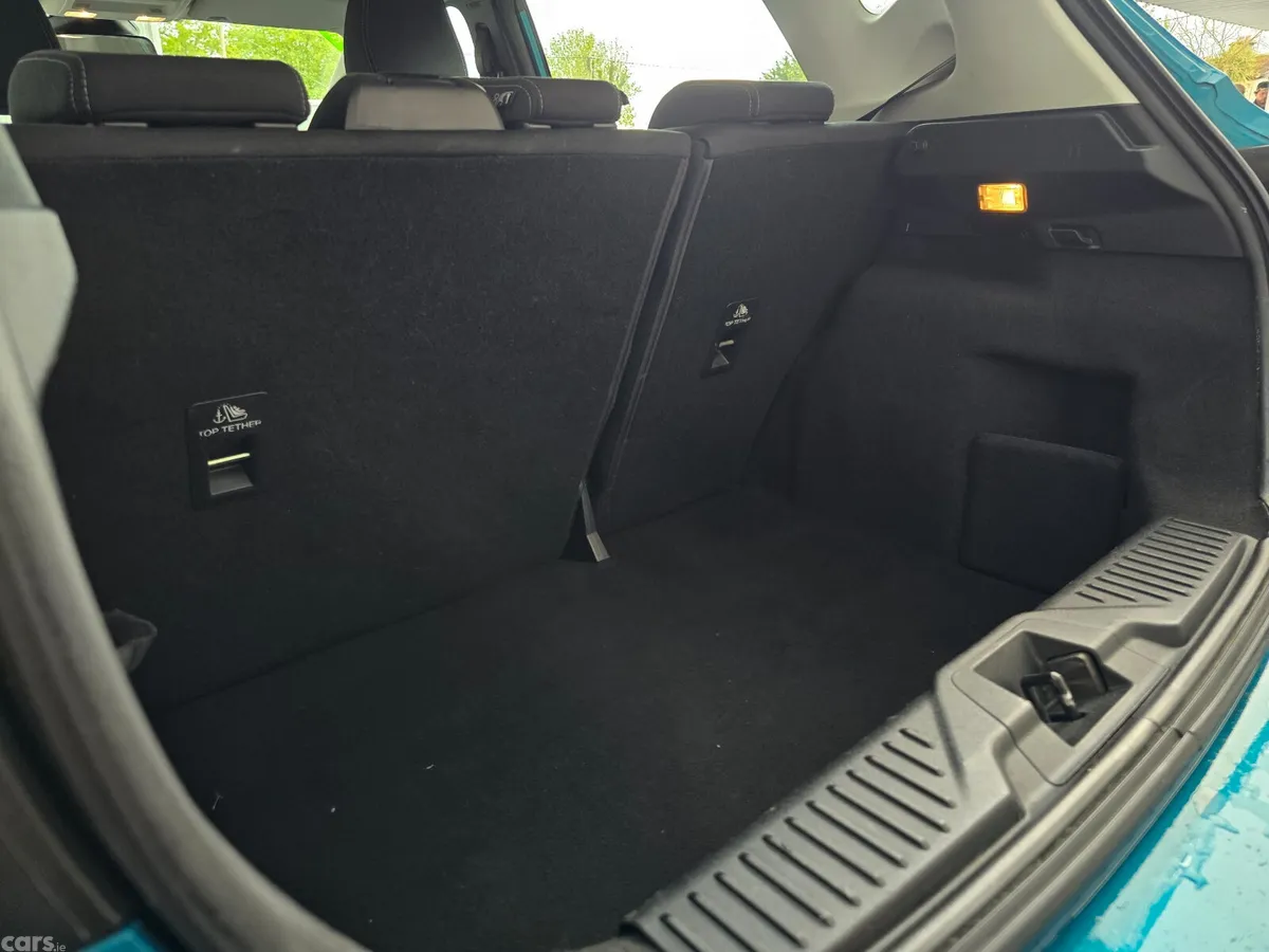 Ford Fiesta Hatchback, Petrol, 2018, Blue