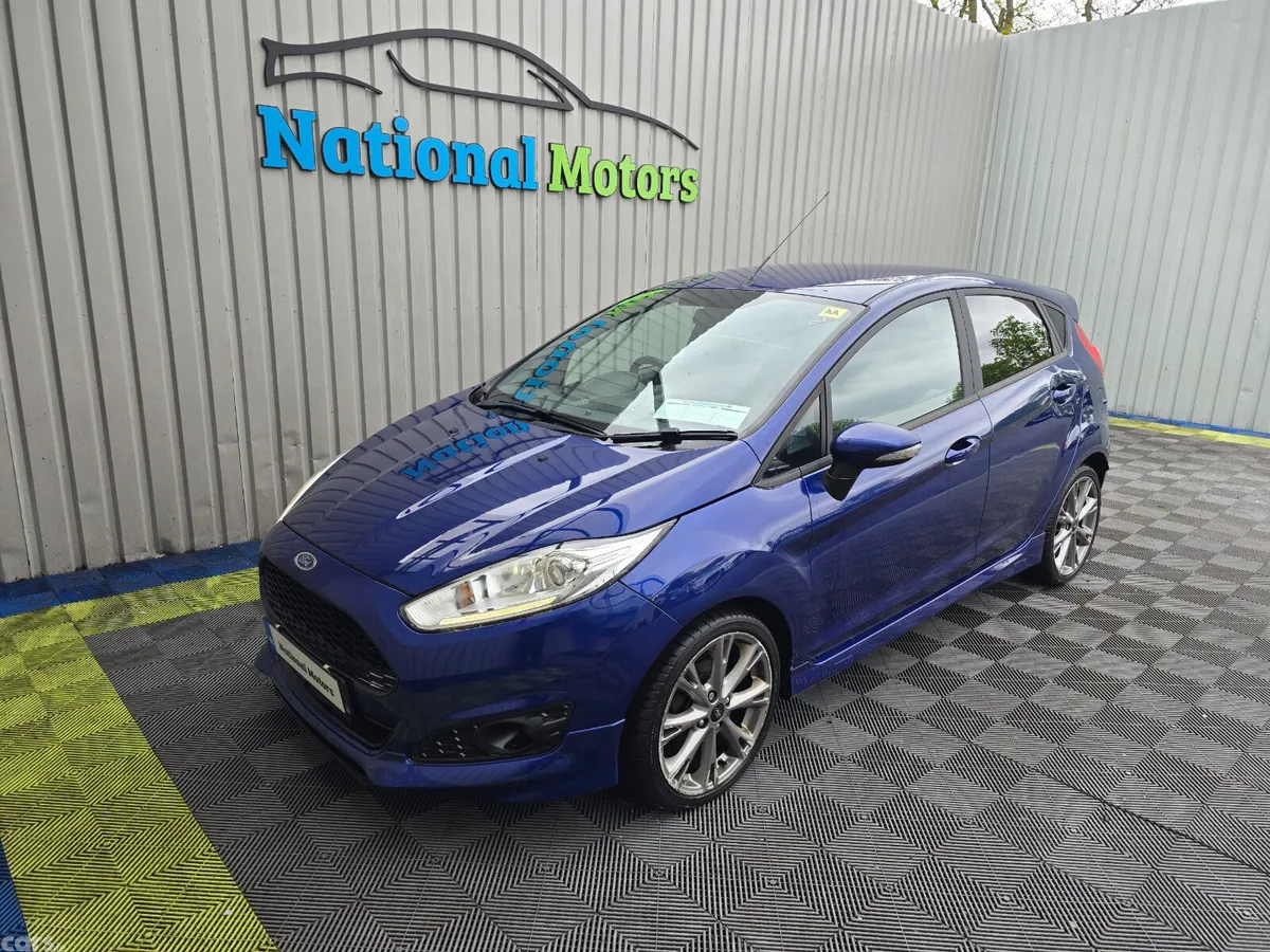 Ford Fiesta Hatchback, Petrol, 2017, Blue
