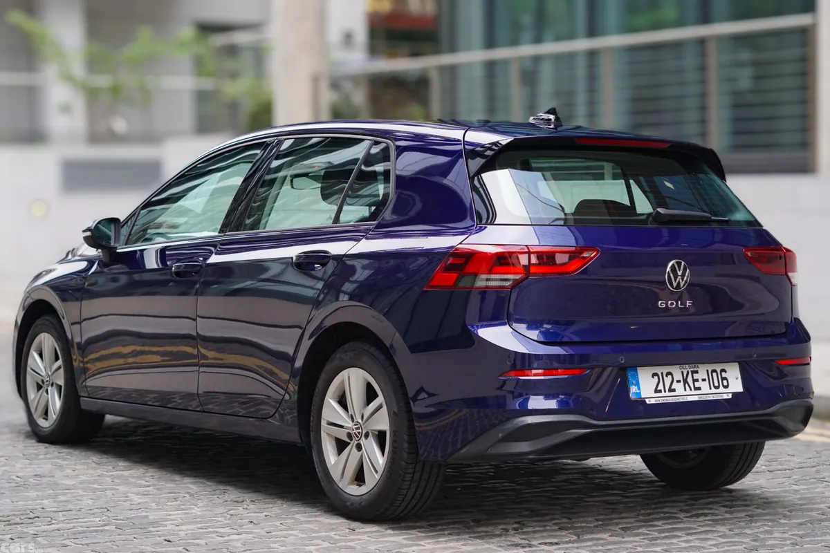 Volkswagen Golf Estate, Petrol, 2021, Blue