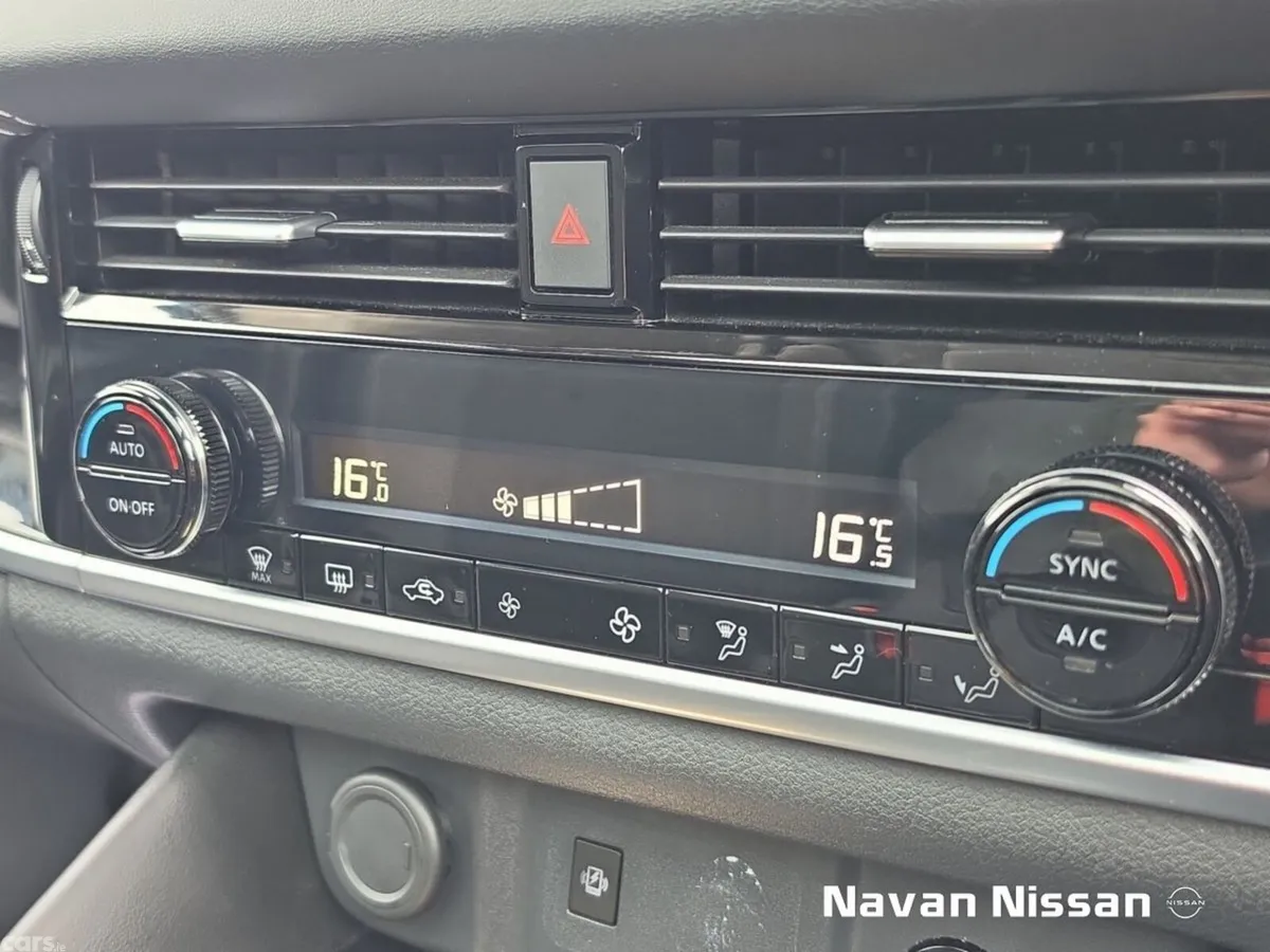 Nissan Qashqai MPV, Petrol Hybrid, 2023, Blue