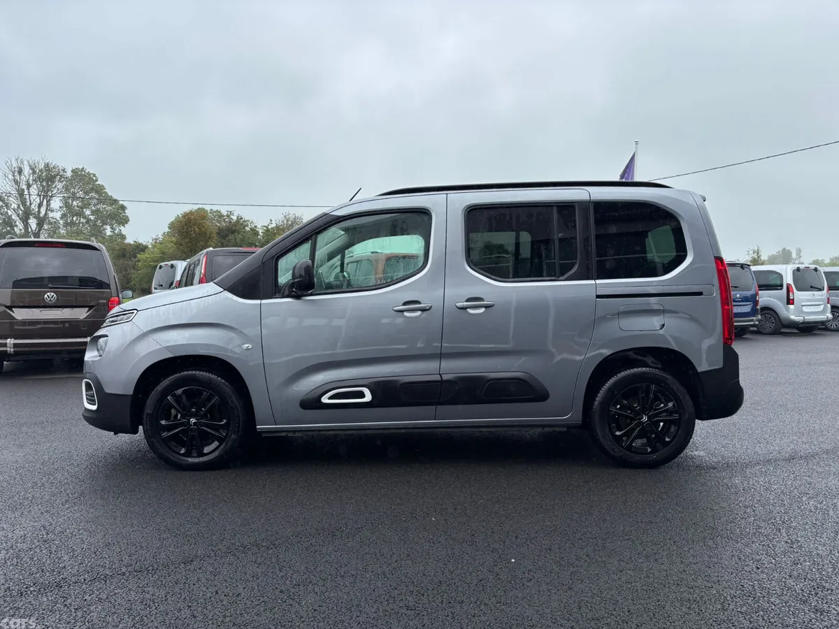 Citroen Berlingo Multispace MPV, Diesel, 2024, Silver