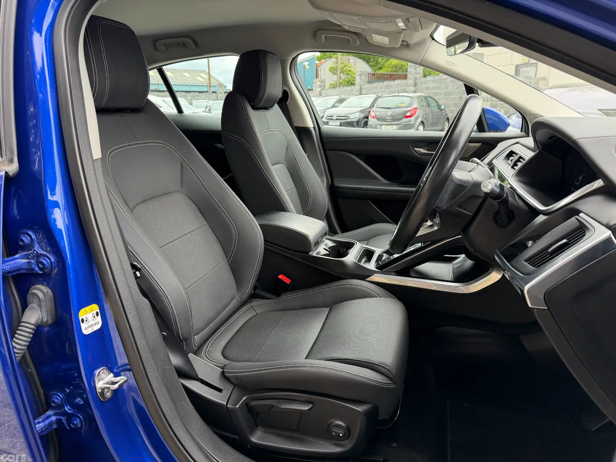 Jaguar I-Pace Estate/Jeep, Electric, 2021, Blue