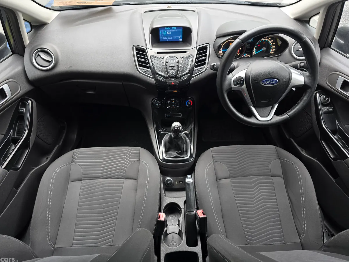 Ford Fiesta Hatchback, Petrol, 2016, Grey