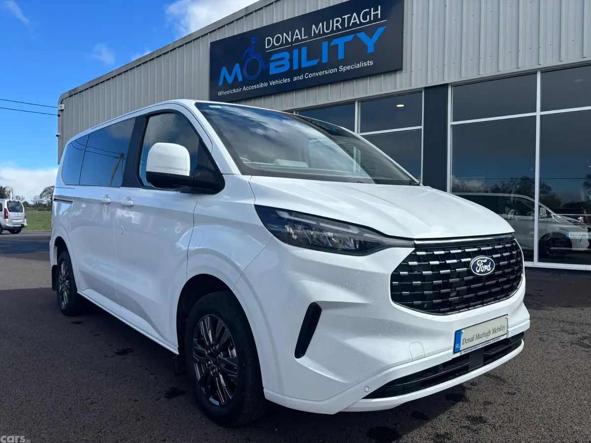 Ford Tourneo Custom MPV, Diesel, 2026, White