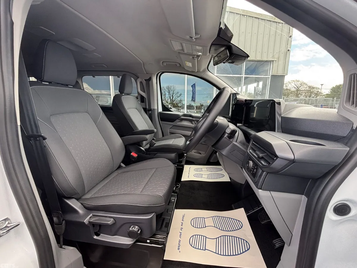 Ford Tourneo Custom MPV, Diesel, 2026, White