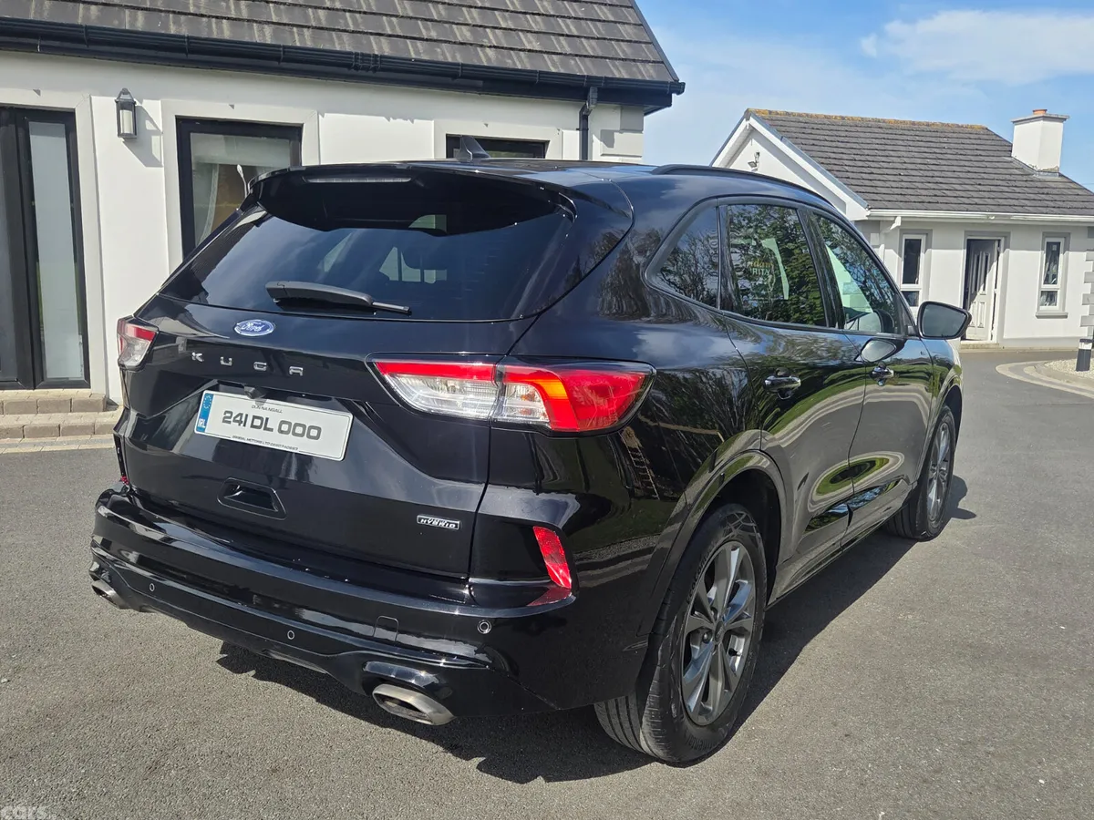Ford Kuga SUV, Petrol Hybrid, 2024, Black