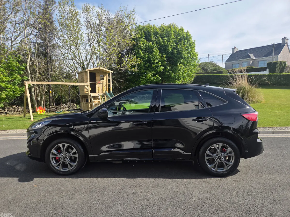 Ford Kuga SUV, Petrol Hybrid, 2024, Black