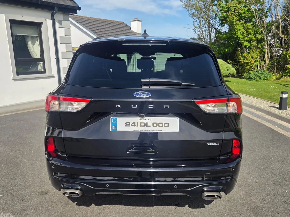 Ford Kuga SUV, Petrol Hybrid, 2024, Black