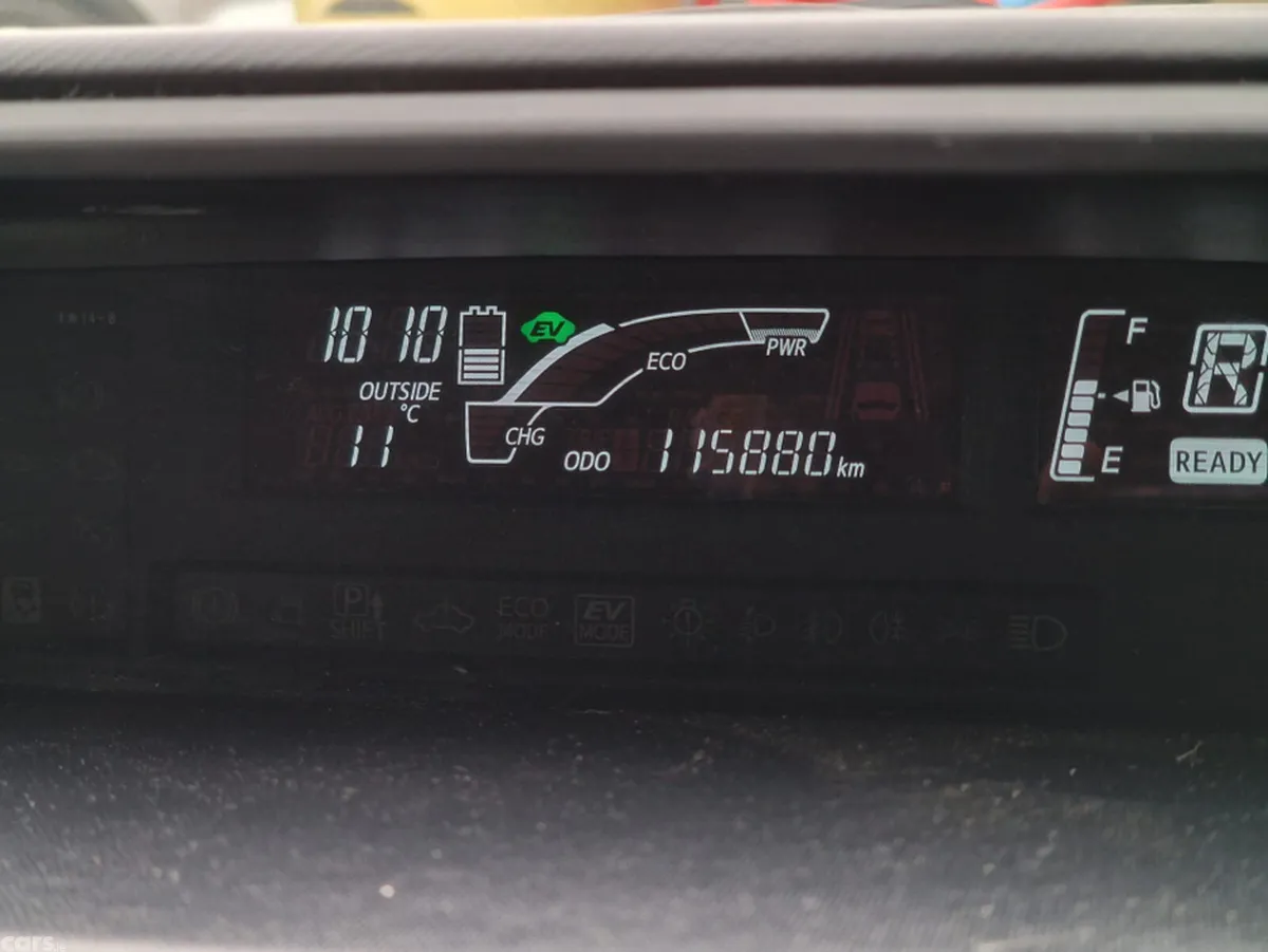 Toyota Aqua Hatchback, Petrol Hybrid, 2017, White