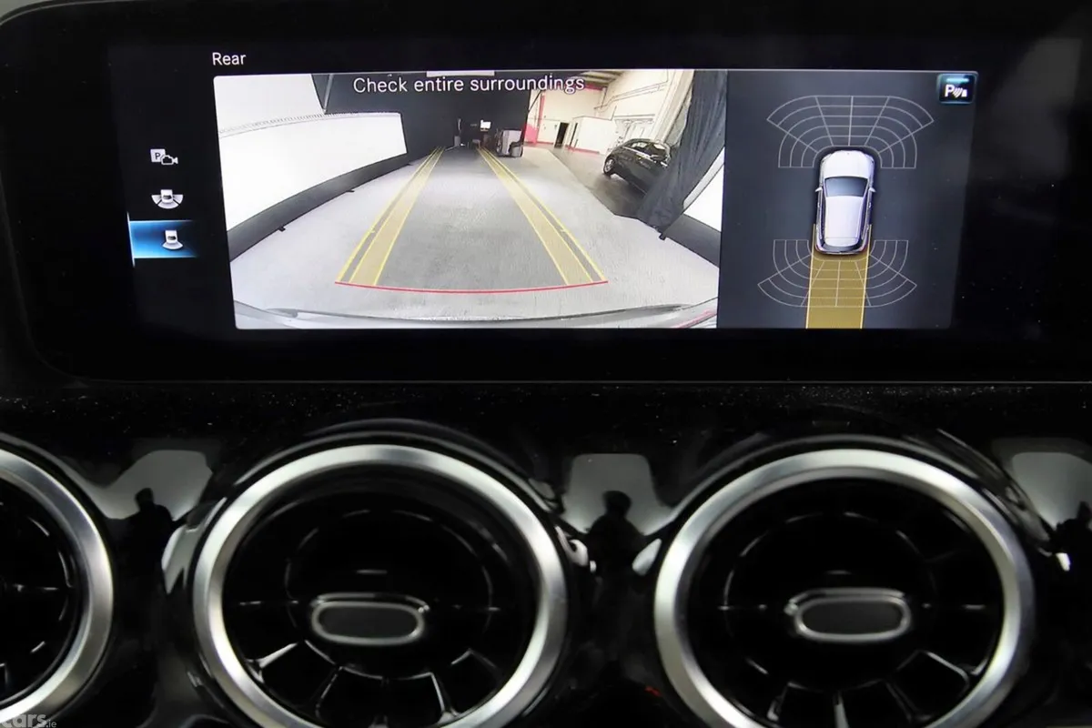Mercedes-Benz GLA SUV, Diesel, 2022, Grey