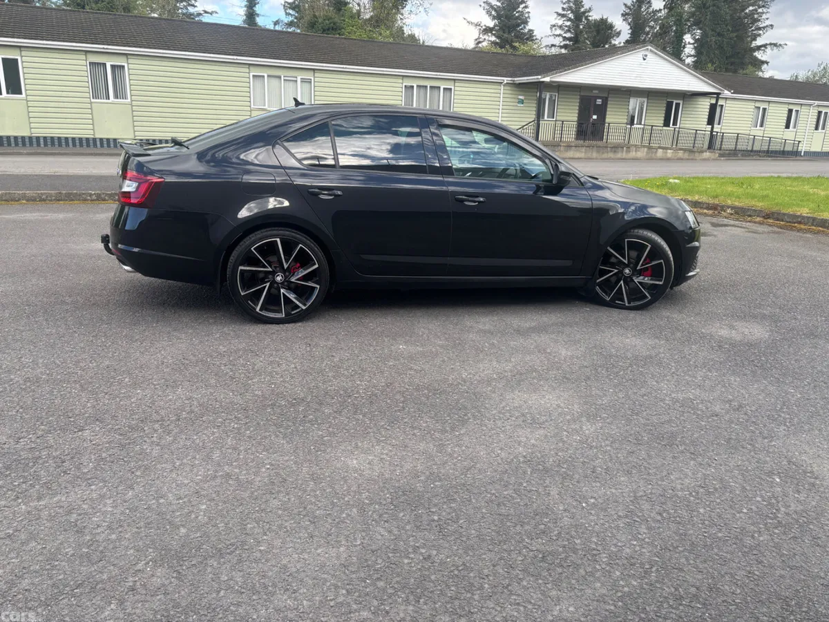 Skoda Octavia Hatchback, Diesel, 2018, Black