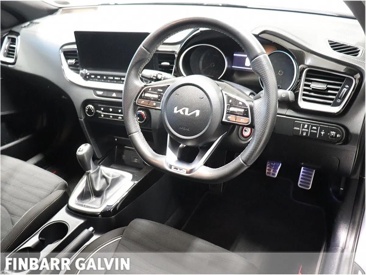Kia Ceed Hatchback, Diesel Hybrid, 2024, Grey