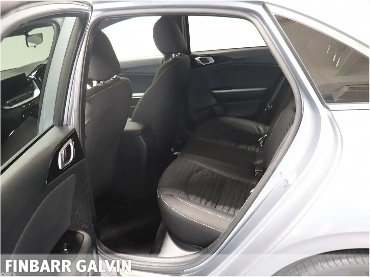 Kia Ceed Hatchback, Diesel Hybrid, 2024, Grey