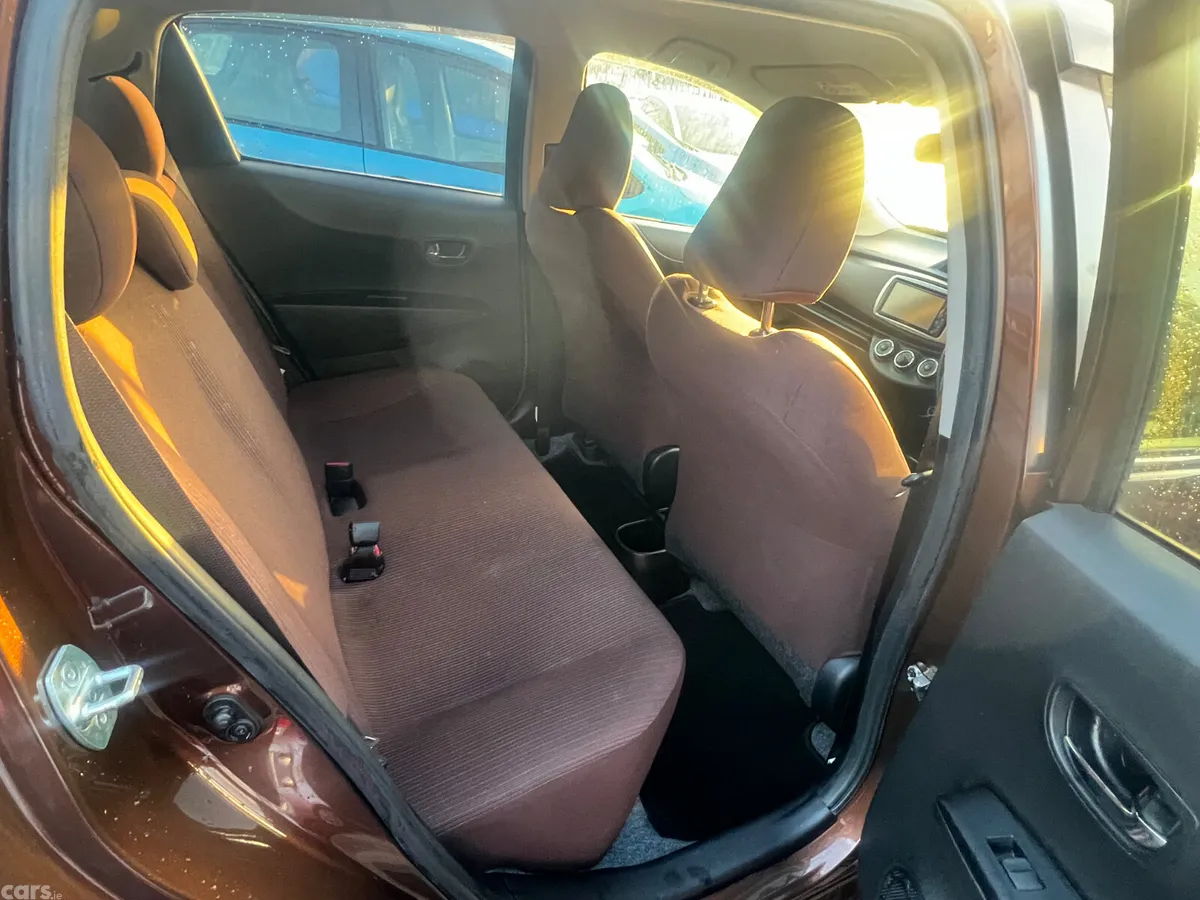 Toyota Vitz Hatchback, Petrol, 2014, Brown