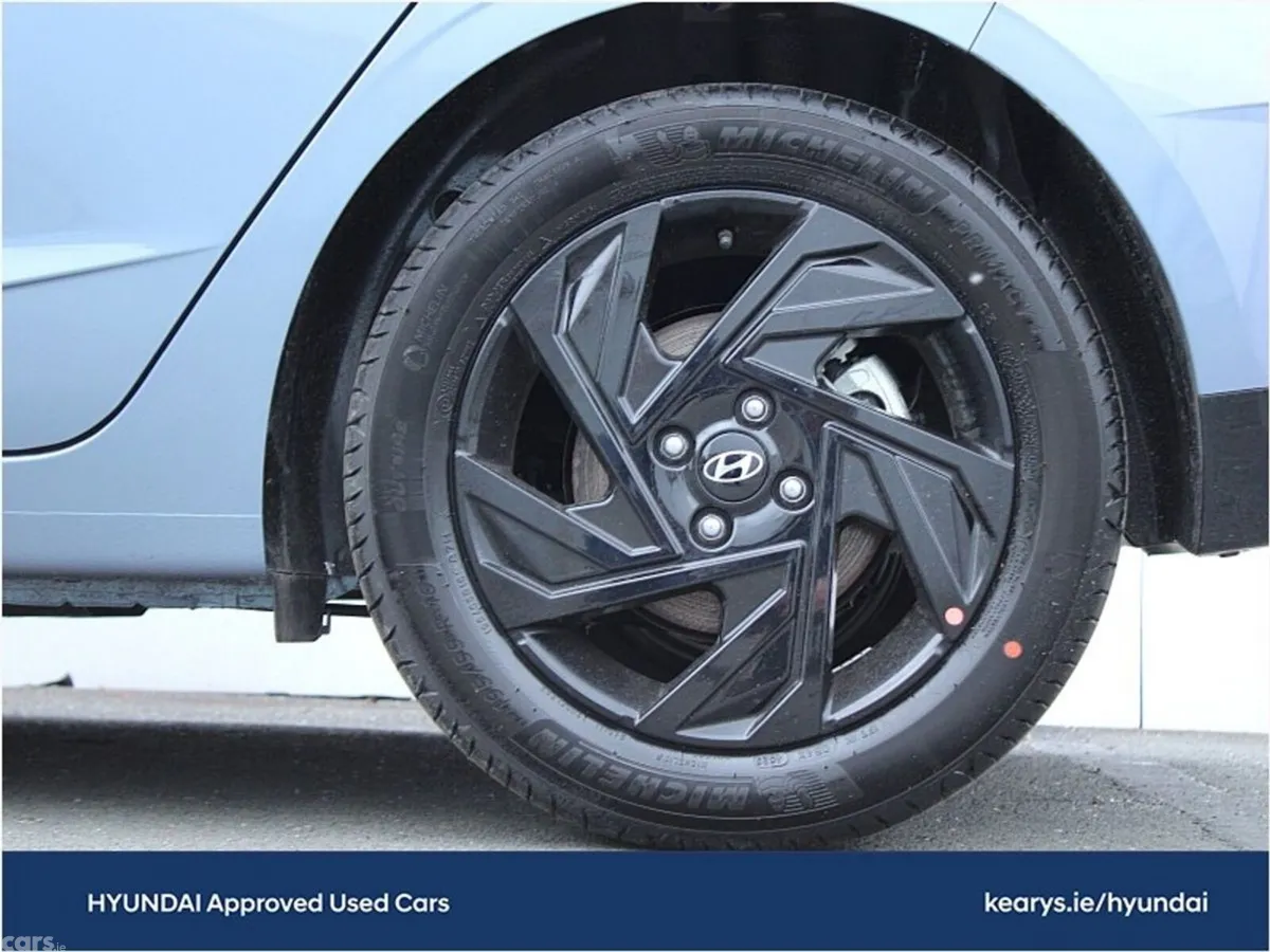 Hyundai i20 Hatchback, Petrol, 2026, Blue
