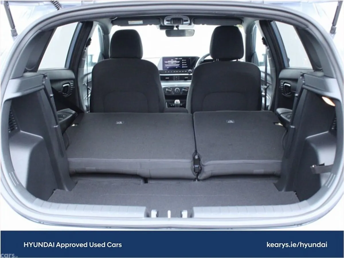 Hyundai i20 Hatchback, Petrol, 2026, Blue