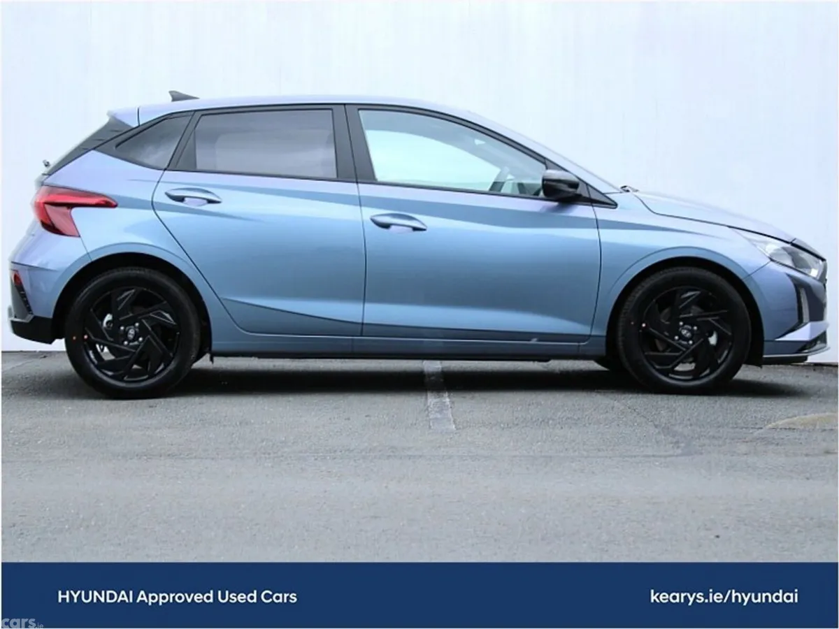 Hyundai i20 Hatchback, Petrol, 2026, Blue