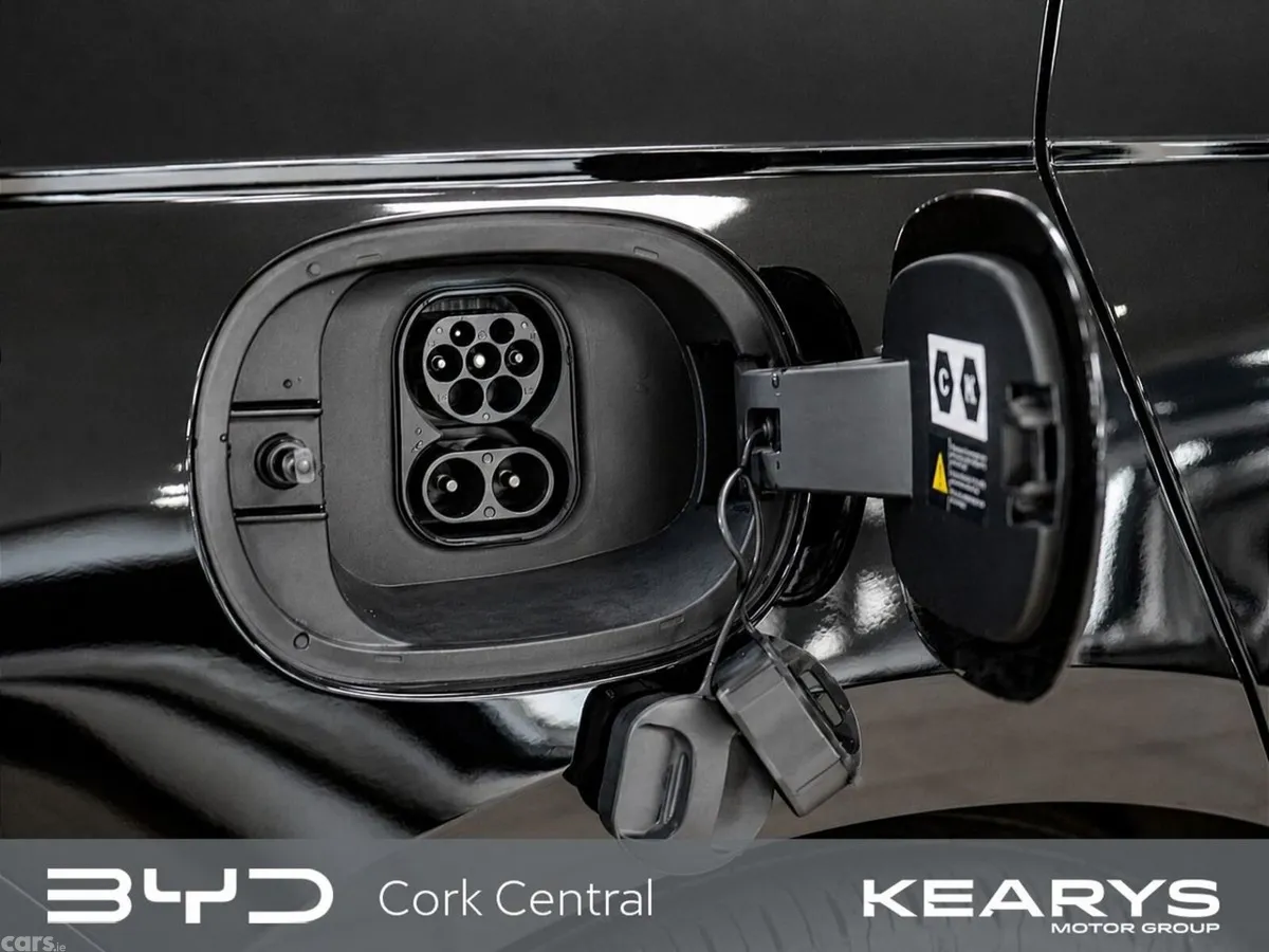 BYD Seal 6 Estate, Petrol Plug-in Hybrid, 2027, Black