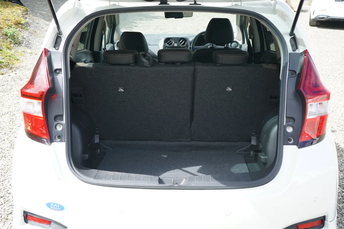 Nissan Note Hatchback, Petrol Hybrid, 2018, White