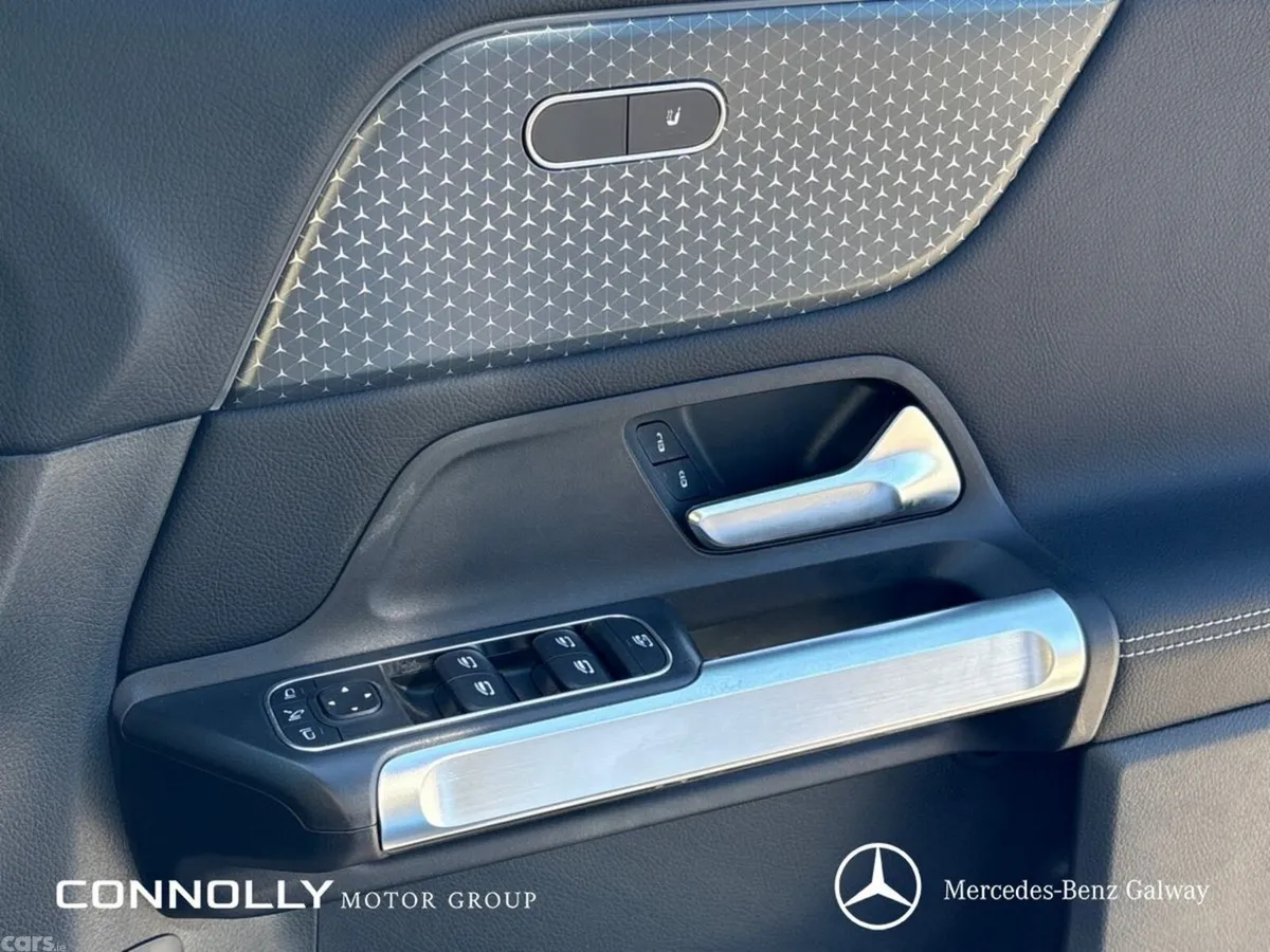 Mercedes-Benz GLB SUV, Diesel, 2027, Blue