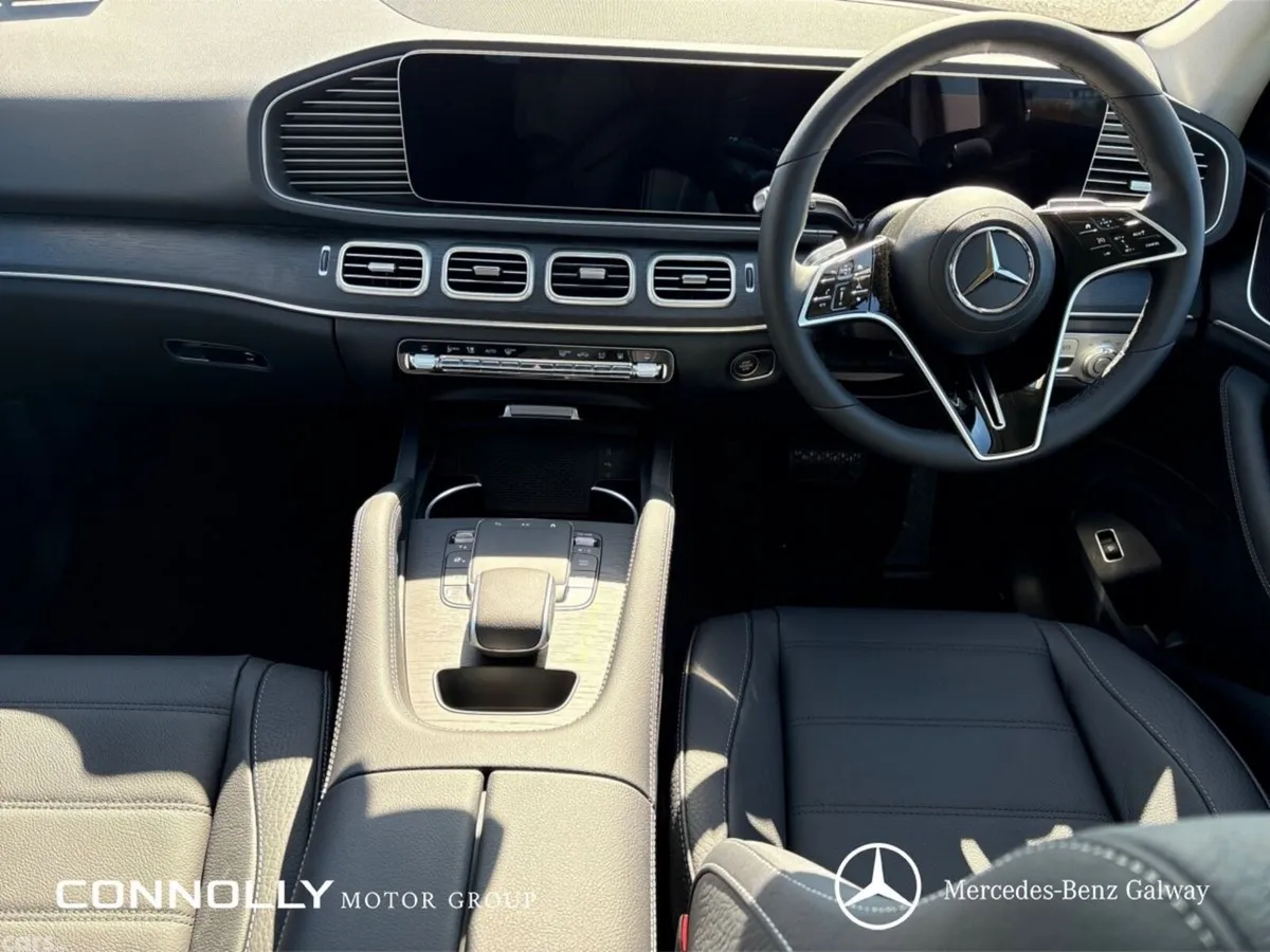 Mercedes-Benz GLE SUV, Diesel Plug-in Hybrid, 2027, Black