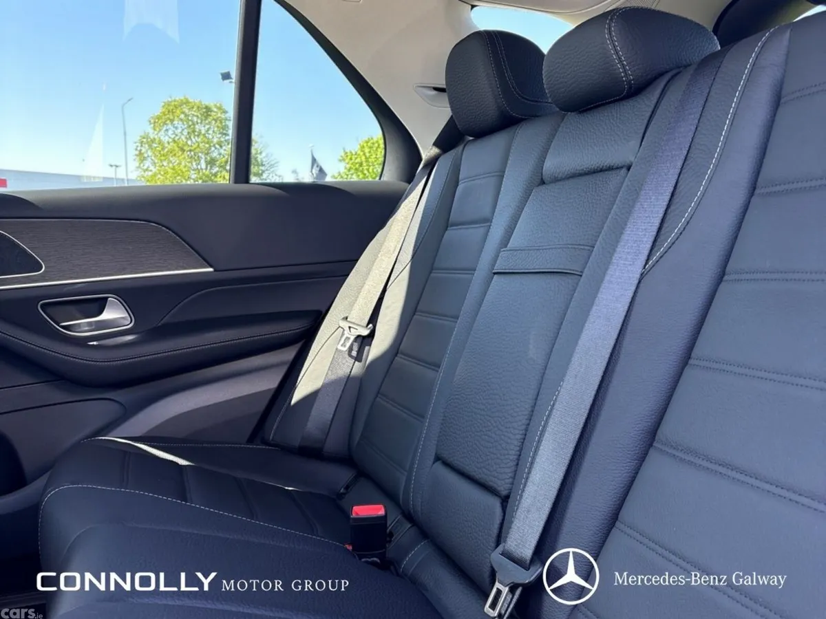 Mercedes-Benz GLE SUV, Diesel Plug-in Hybrid, 2027, Black