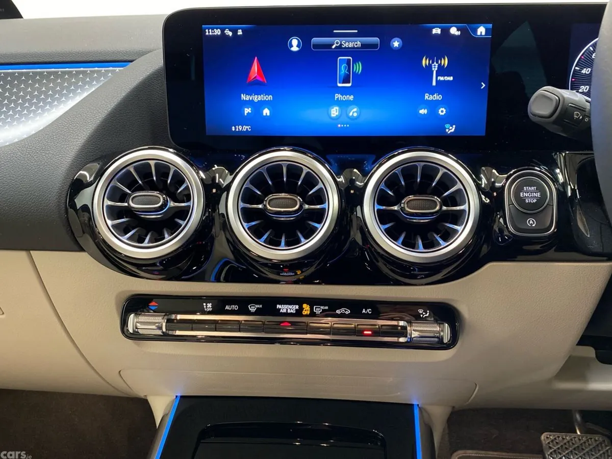 Mercedes-Benz GLA SUV, Diesel, 2025, Black