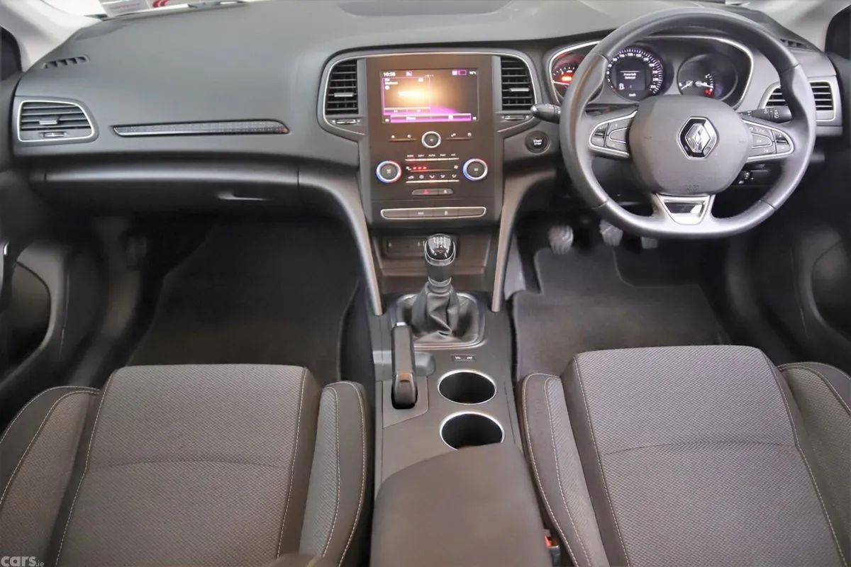 Renault Megane Hatchback, Diesel, 2020, Black