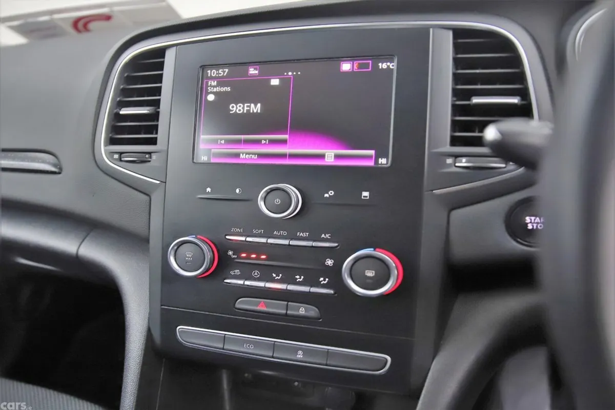 Renault Megane Hatchback, Diesel, 2020, Black