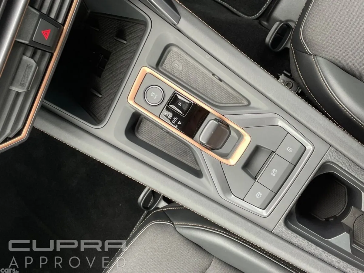 Cupra Leon Hatchback, Petrol, 2025, Black