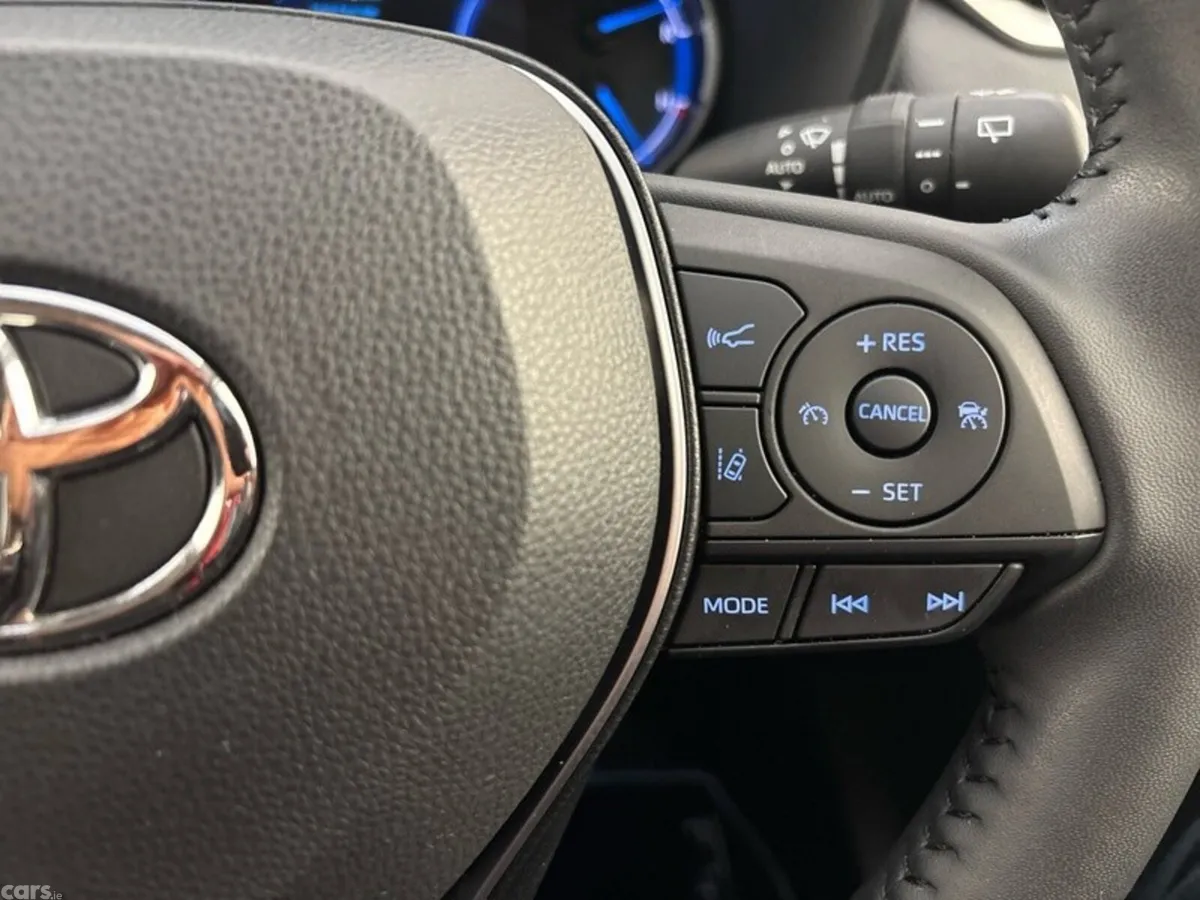 Toyota RAV4 SUV, Petrol Hybrid, 2022, Black