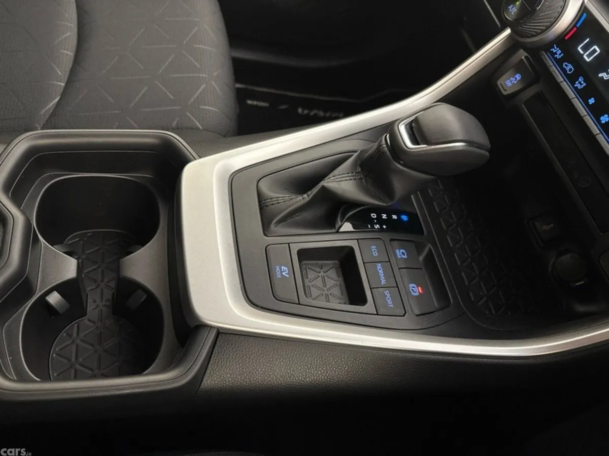 Toyota RAV4 SUV, Petrol Hybrid, 2022, Black