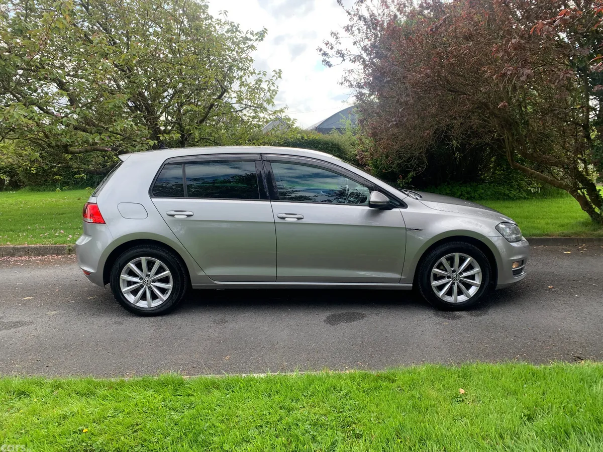 Volkswagen Golf Hatchback, Petrol, 2015, Silver
