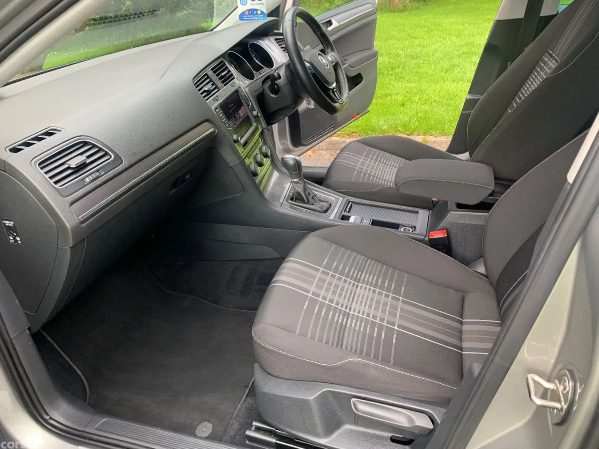 Volkswagen Golf Hatchback, Petrol, 2015, Silver
