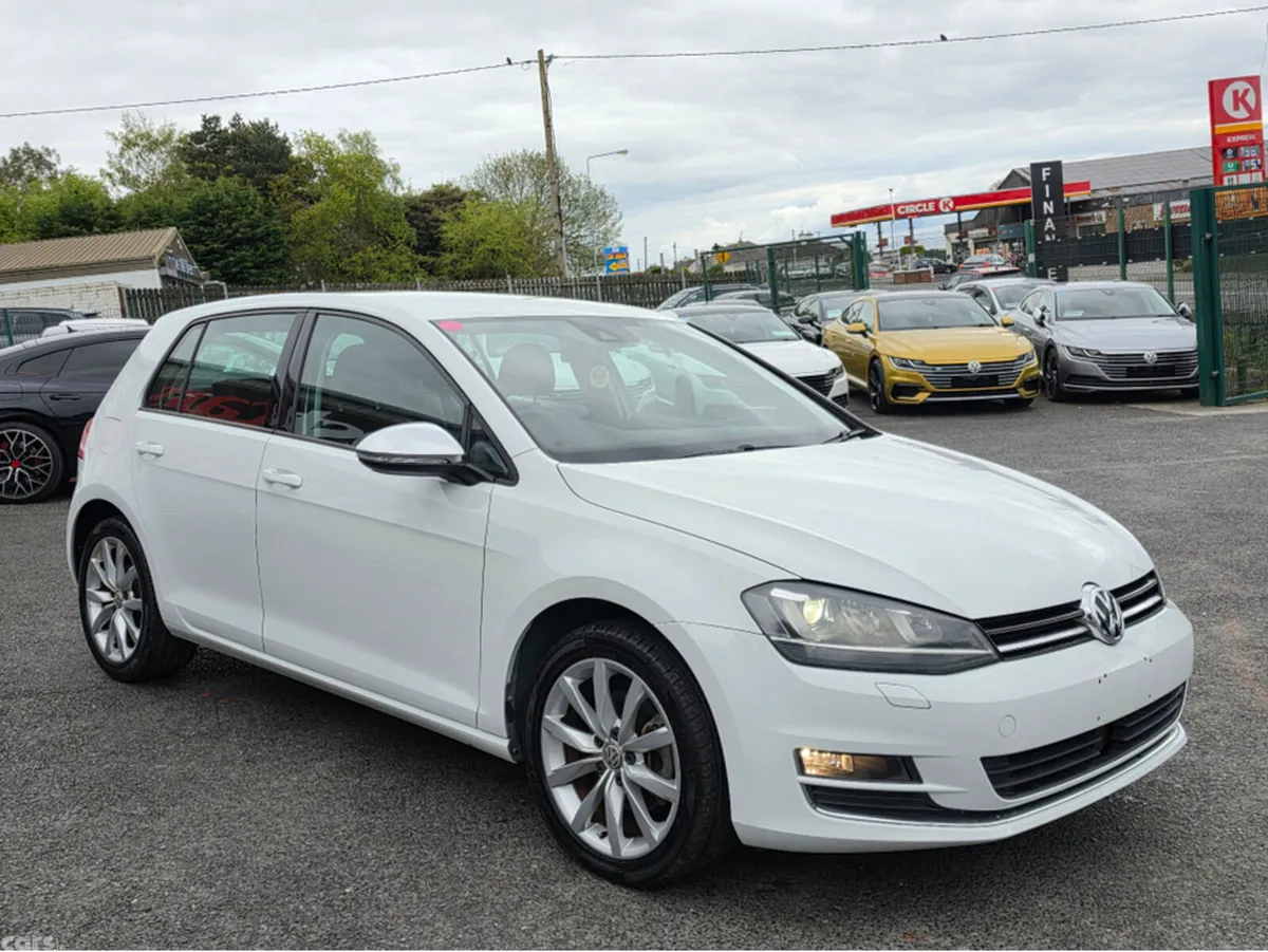 Volkswagen Golf Hatchback, Petrol, 2015, White