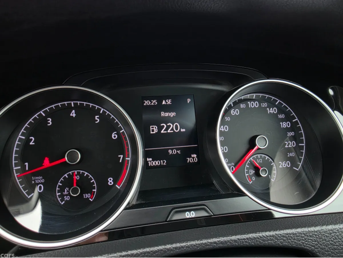 Volkswagen Golf Hatchback, Petrol, 2015, White