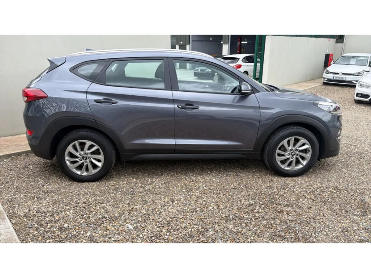 Hyundai Tucson SUV, Diesel, 2017, Grey