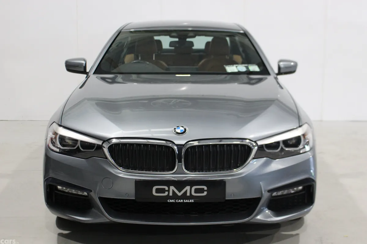 BMW 5-Series Saloon, Petrol Plug-in Hybrid, 2018, Blue