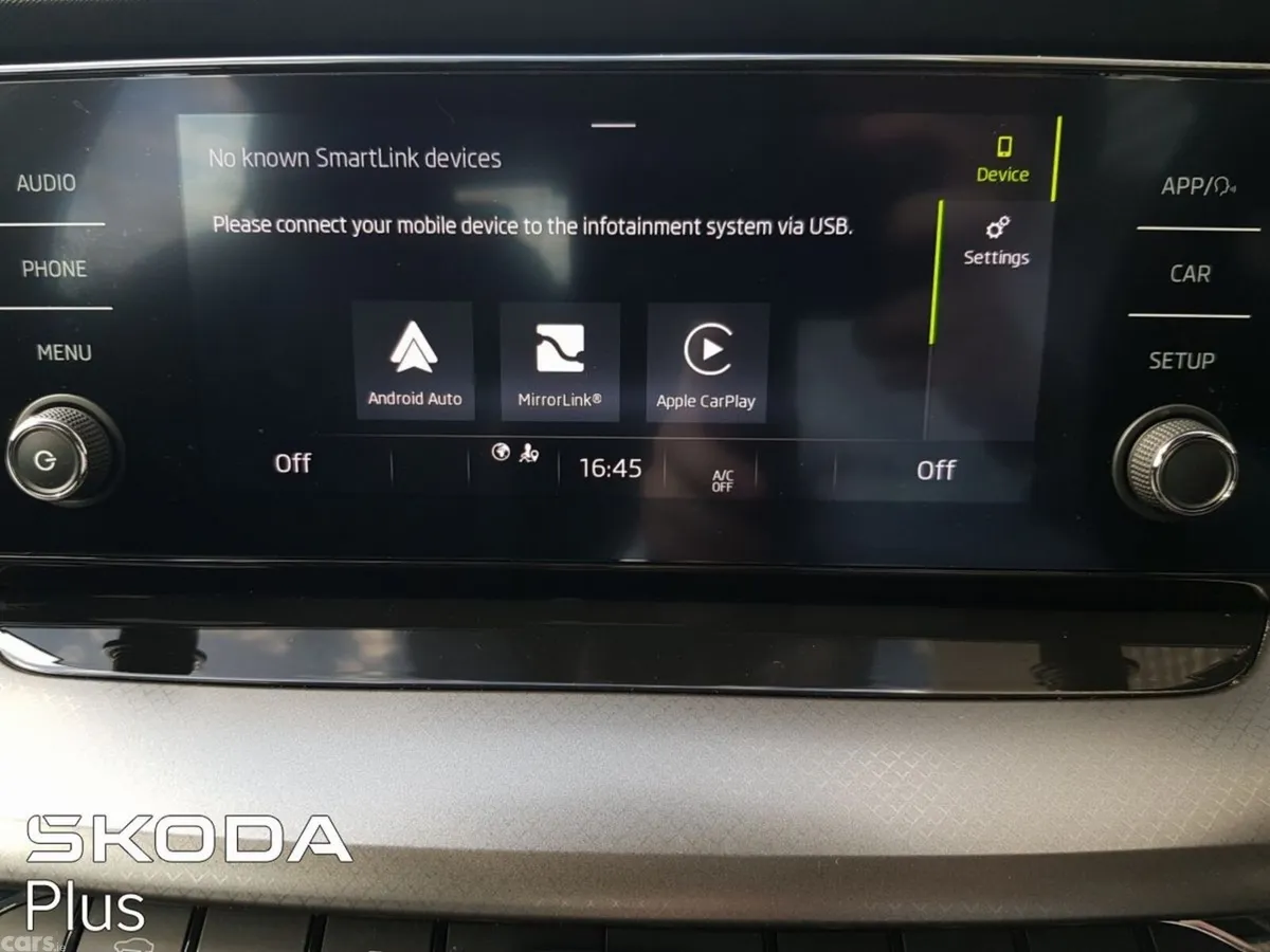 Skoda Octavia Saloon, Petrol, 2023, Red