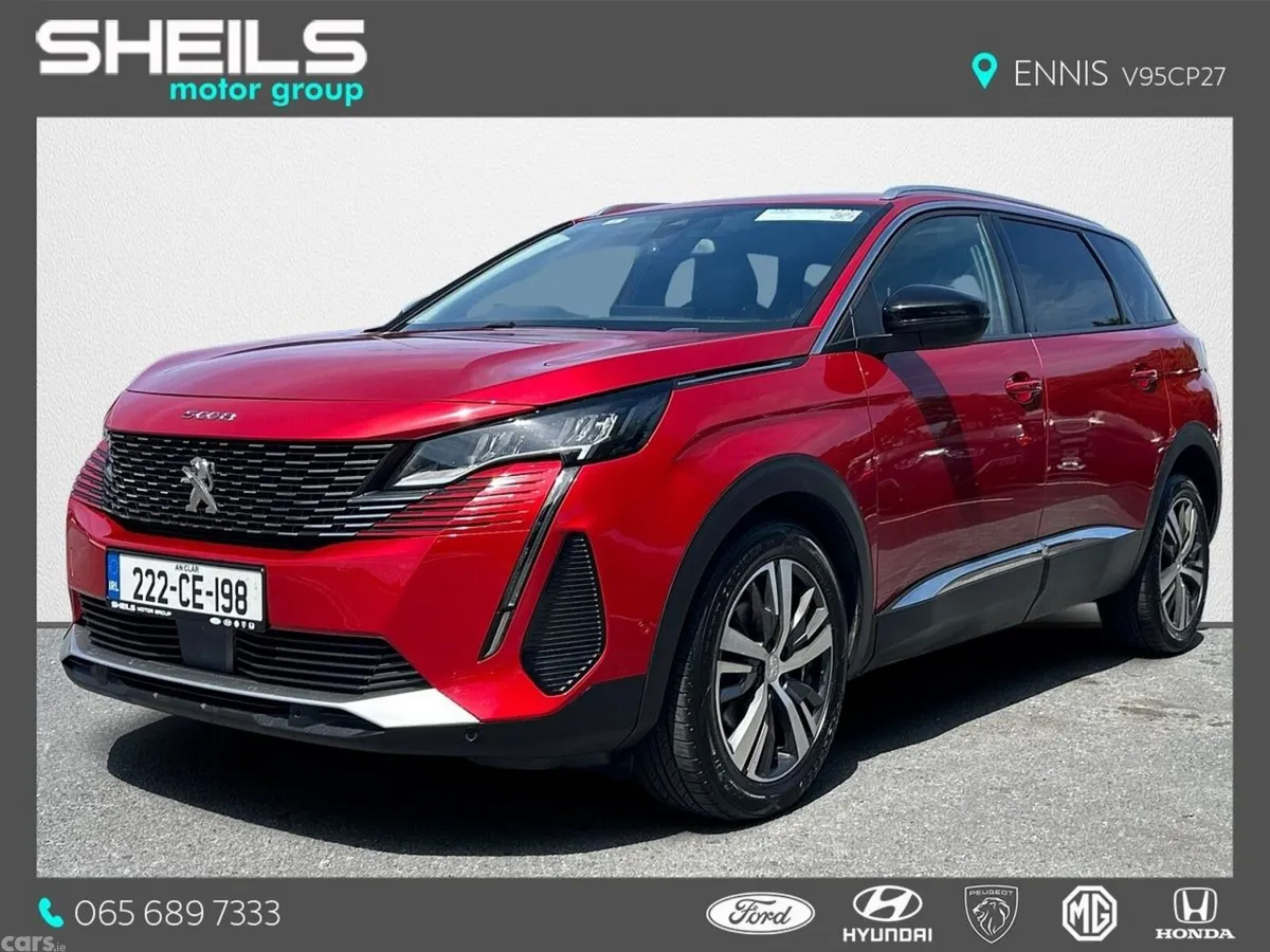 Peugeot 5008 MPV, Diesel, 2022, Red