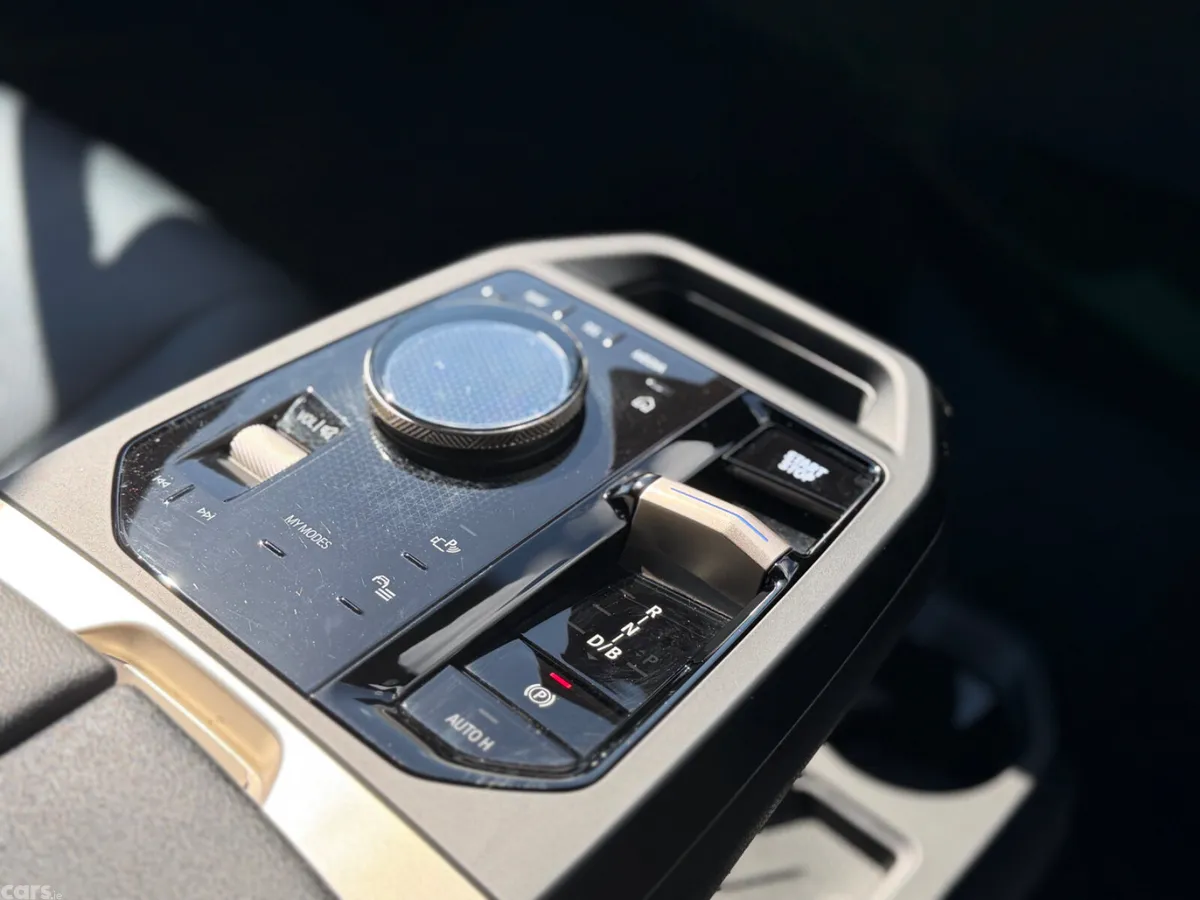 BMW iX SUV, Electric, 2023, Black