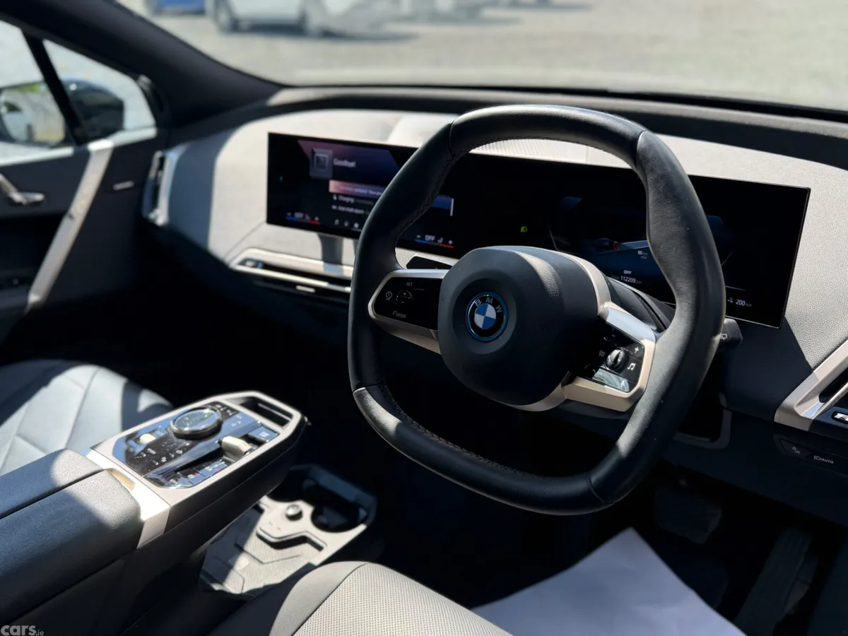 BMW iX SUV, Electric, 2023, Black