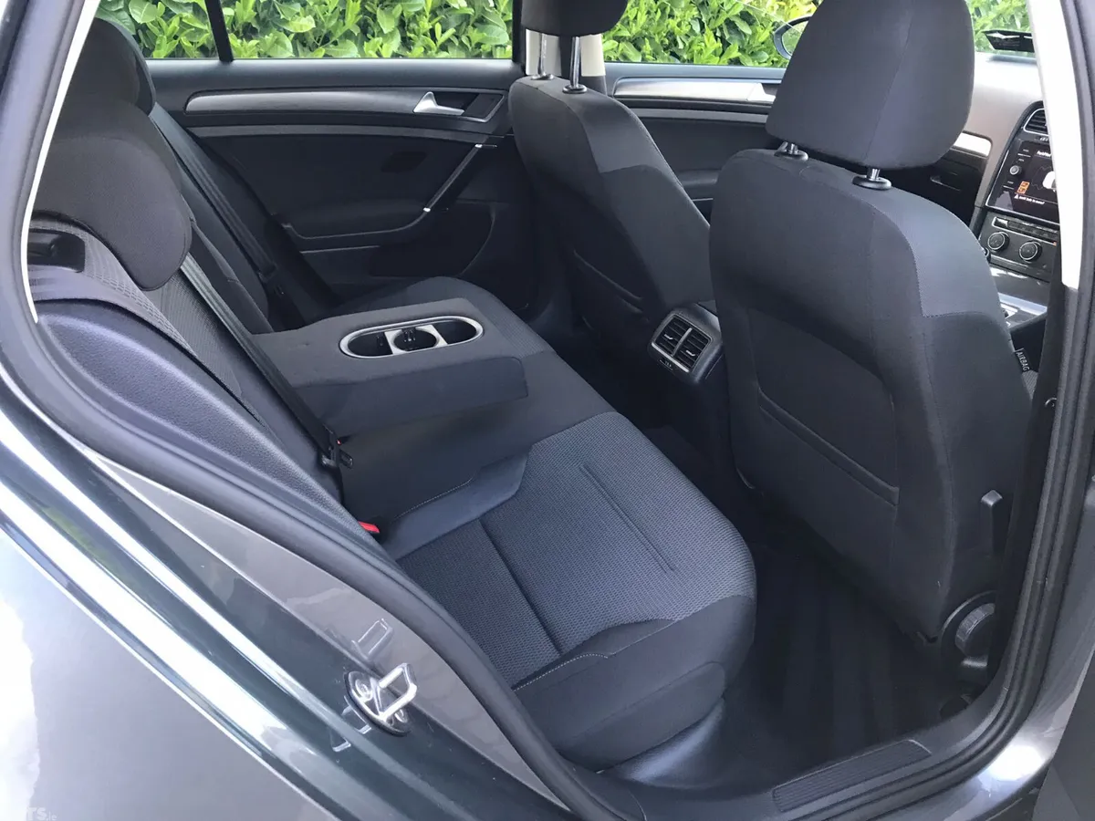 Volkswagen Golf Hatchback, Petrol, 2019, Grey