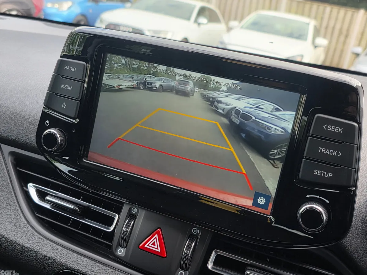 Hyundai i30 Hatchback, Diesel, 2022, Red