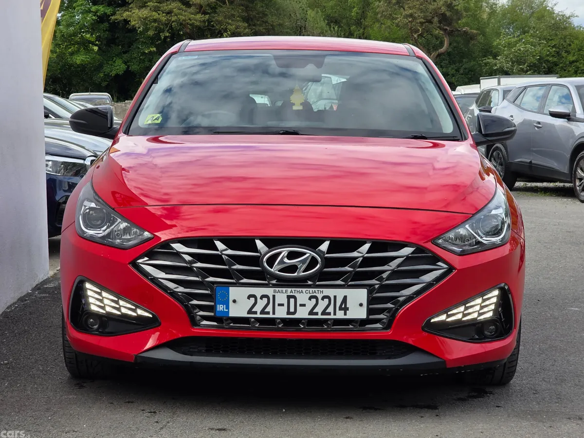 Hyundai i30 Hatchback, Diesel, 2022, Red